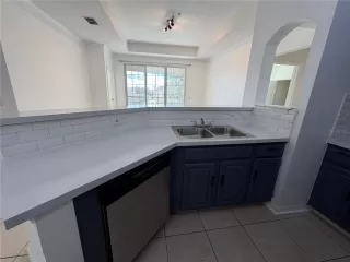 Photo #3: O6328650 Listing