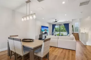 Photo #6: O6328855 Listing