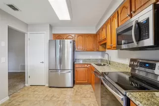 Photo #3: O6329310 Listing