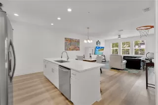 Photo #6: O6329728 Listing 