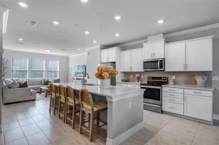 Photo #3: O6329840 Listing