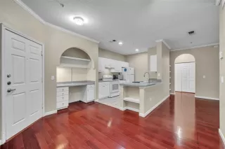 Photo #4: O6330025 Listing