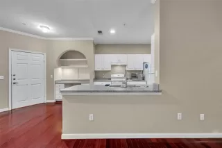Photo #6: O6330025 Listing