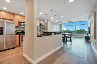 Photo #6: O6330052 Listing