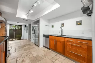 Photo #6: O6330264 Listing