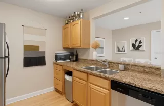 Photo #3: O6330456 Listing