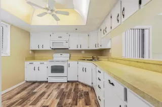 Photo #4: O6330549 Listing