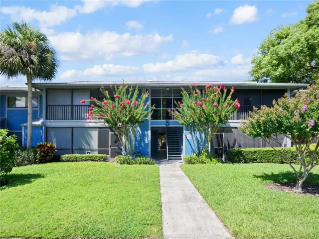 MLS: O6330617 Condo For Sale