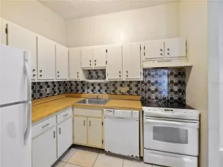 Photo #6: O6330617 Listing