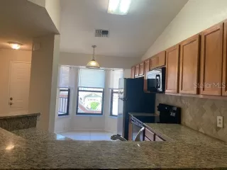 Photo #6: O6330649 Listing 