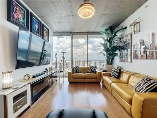 Photo #3: O6330773 Listing 