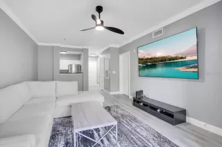 Photo #1: O6330836 Listing