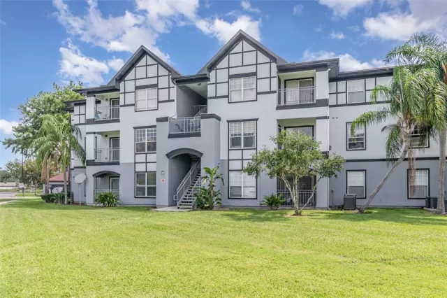 MLS: O6331028 Condo For Sale