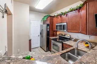 Photo #3: O6331028 Listing 