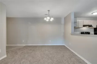 Photo #5: O6331126 Listing