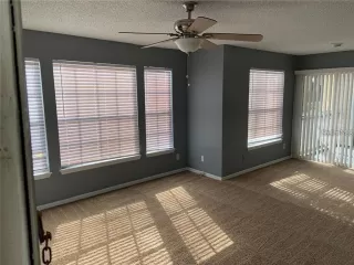 Photo #1: O6331195 Listing 