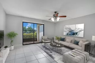 Photo #5: O6331239 Listing