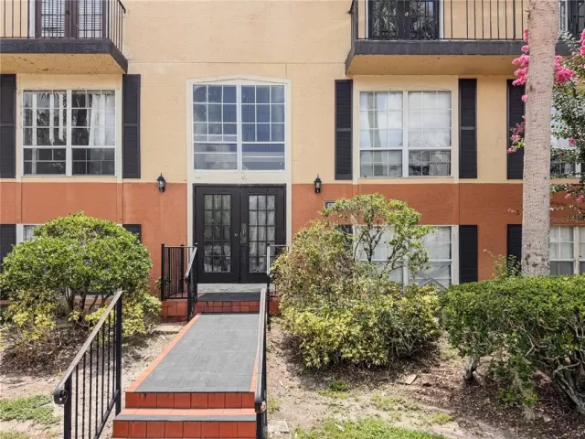 MLS: O6331374 Condo For Sale