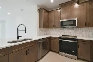 Photo #1: O6331464 Listing 