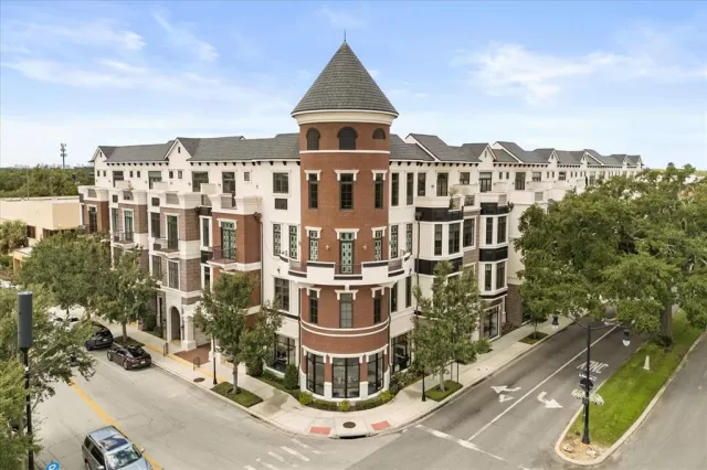 MLS: O6331560 Condo For Sale