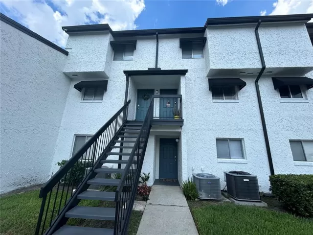 MLS: O6331564 Condo For Sale