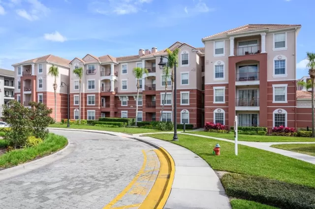 MLS: O6331610 Condo For Sale