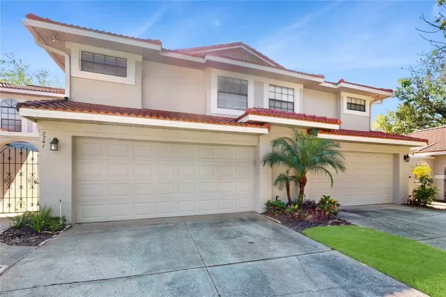 MLS: O6331702 Condo For Sale