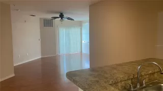 Photo #3: O6331767 Listing