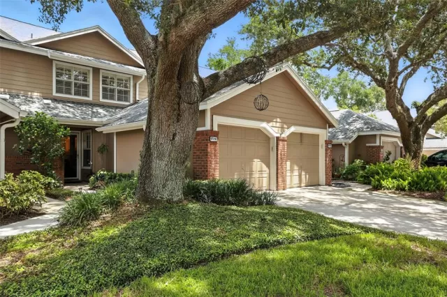 MLS: O6331854 Condo For Sale