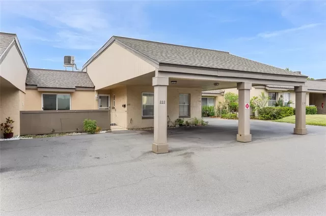 MLS: O6331887 Condo For Sale