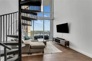 Photo #2: O6332295 Listing 