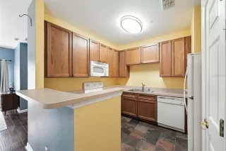 Photo #5: O6332456 Listing