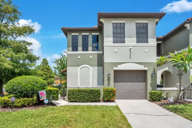 MLS: O6332556 Condo For Sale