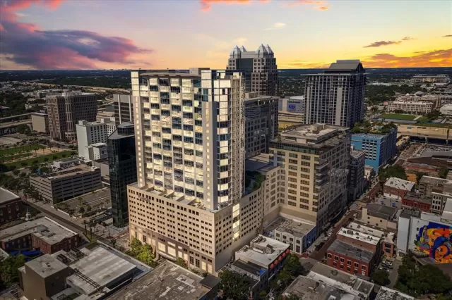 MLS: O6332693 Condo For Sale