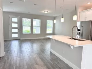 Photo #5: O6332870 Listing