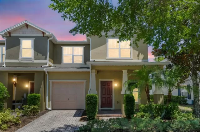 MLS: O6332973 Condo For Sale