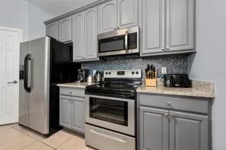 Photo #6: O6333127 Listing