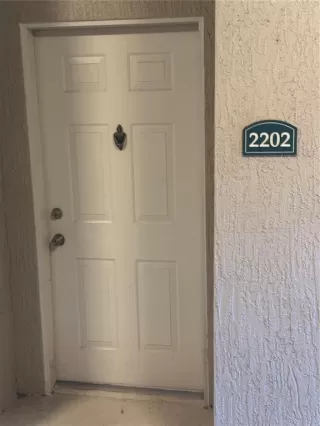 Photo #2: O6333147 Listing