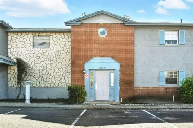 MLS: O6333224 Condo For Sale