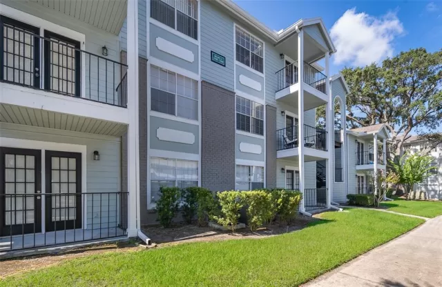 MLS: O6333283 Condo For Sale