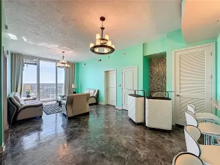 Photo #3: O6333404 Listing