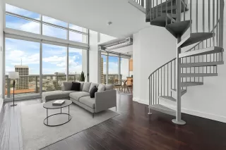 Photo #2: O6333744 Listing