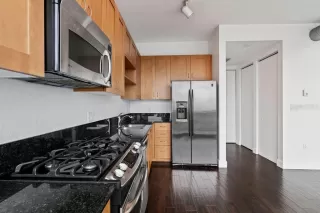 Photo #5: O6333744 Listing