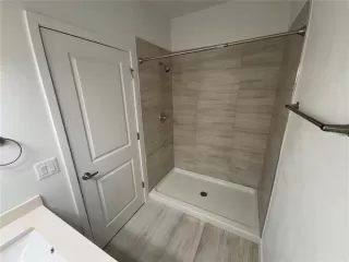 Photo #5: O6333830 Listing 