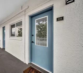 Photo #1: O6333881 Listing