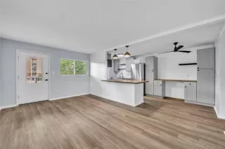 Photo #3: O6333881 Listing