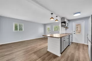 Photo #5: O6333881 Listing