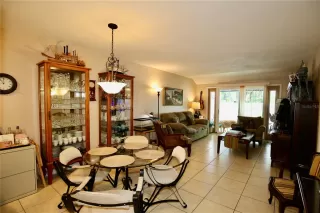 Photo #5: O6334140 Listing 