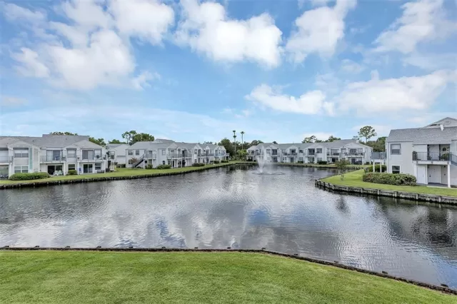 MLS: O6334235 Condo For Sale