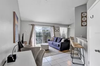 Photo #6: O6334235 Listing